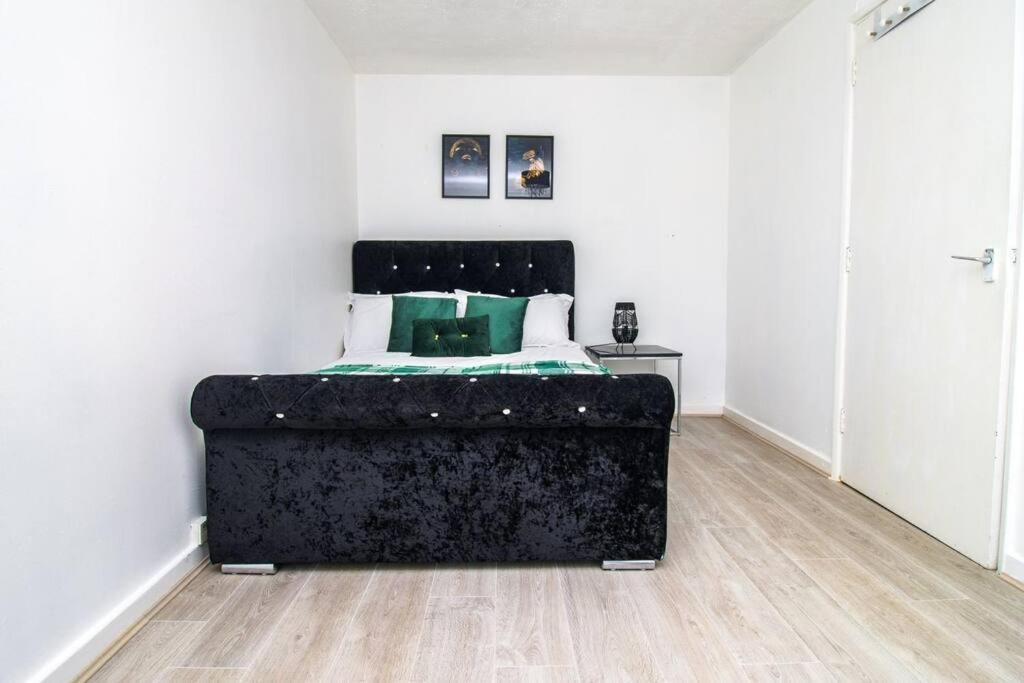 Shazeal Apartments Birmingham Bagian luar foto
