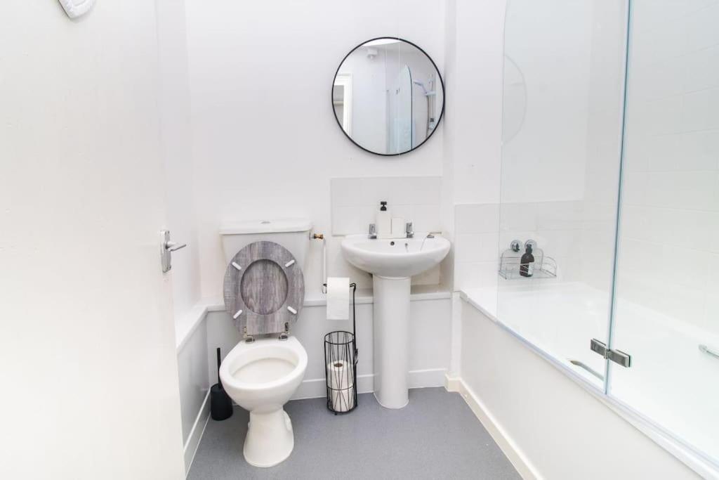 Shazeal Apartments Birmingham Bagian luar foto